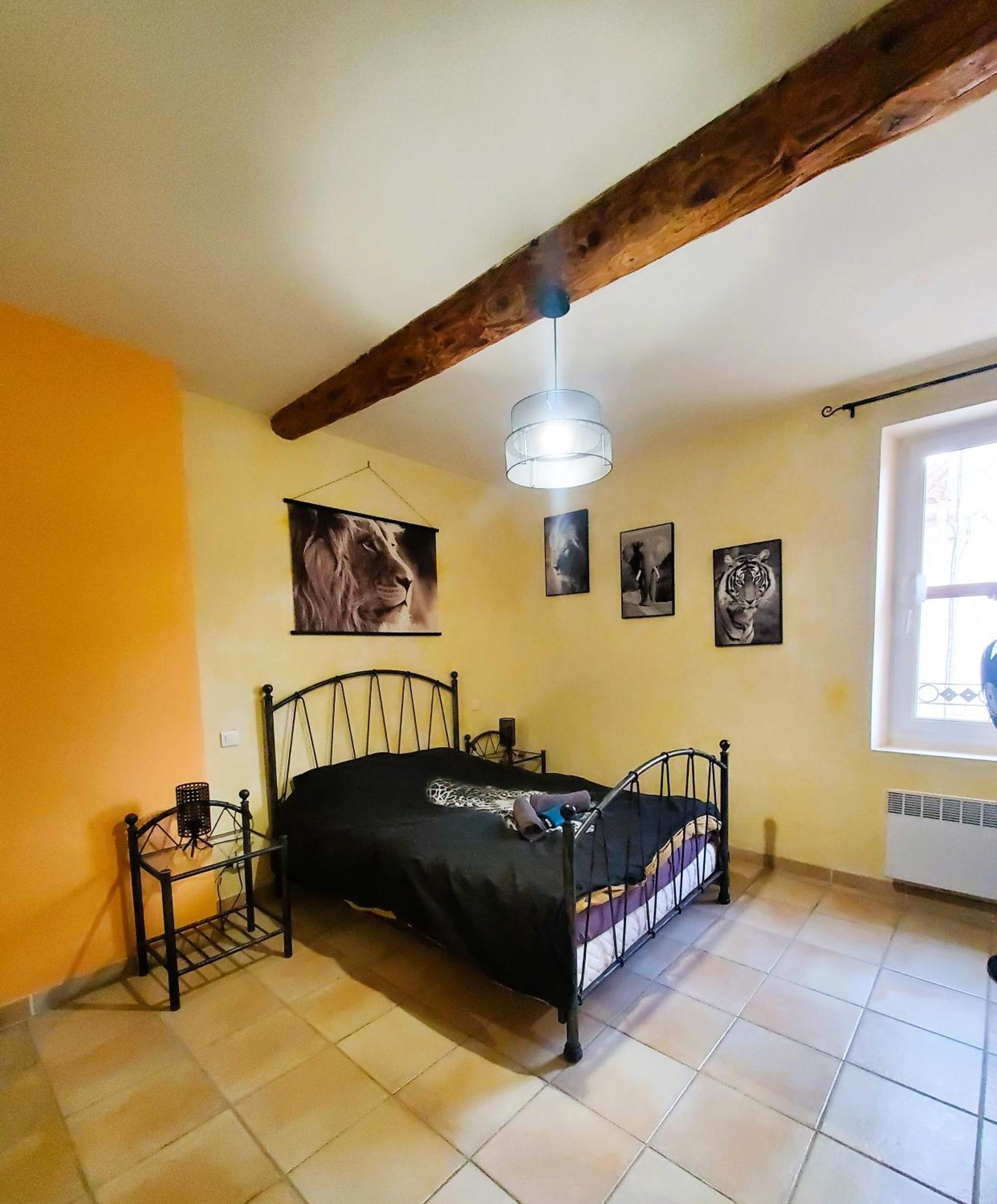 Agreable Maison De Ville Avec Patio Sigean Dış mekan fotoğraf